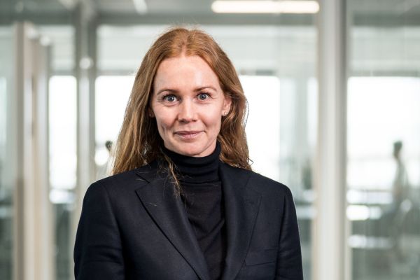 laura hay uggla portr&aelig;t